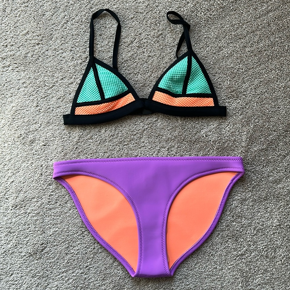 Triangl Swimwear Purple/Teal/Orange Bikini XS Top, L Bottoms